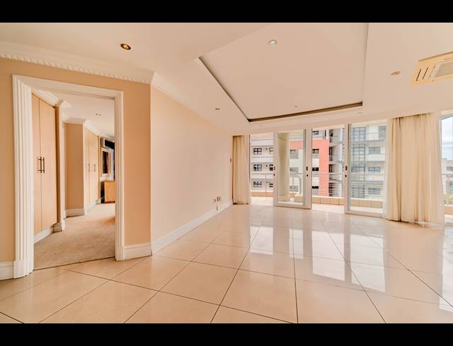 2 BEDROOM APARTMENT FOR SALE IN POINT WATERFRONT